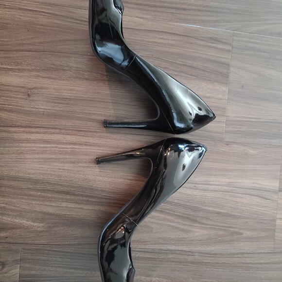 Jessica Simpson black pumps 9.5M - Picture 4 of 7